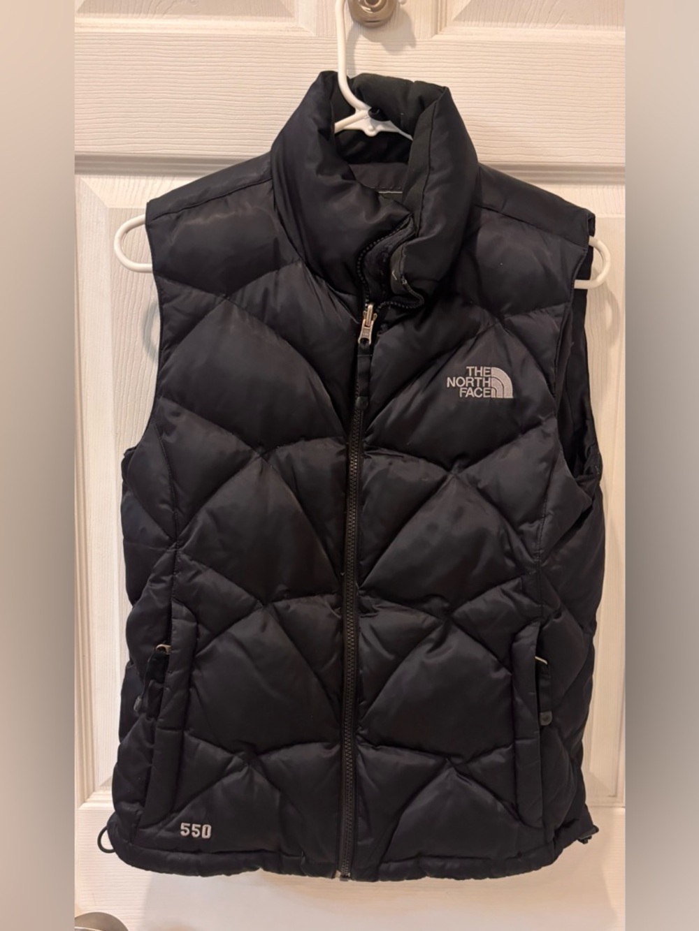 The North Face 550 Black Puffer Vest